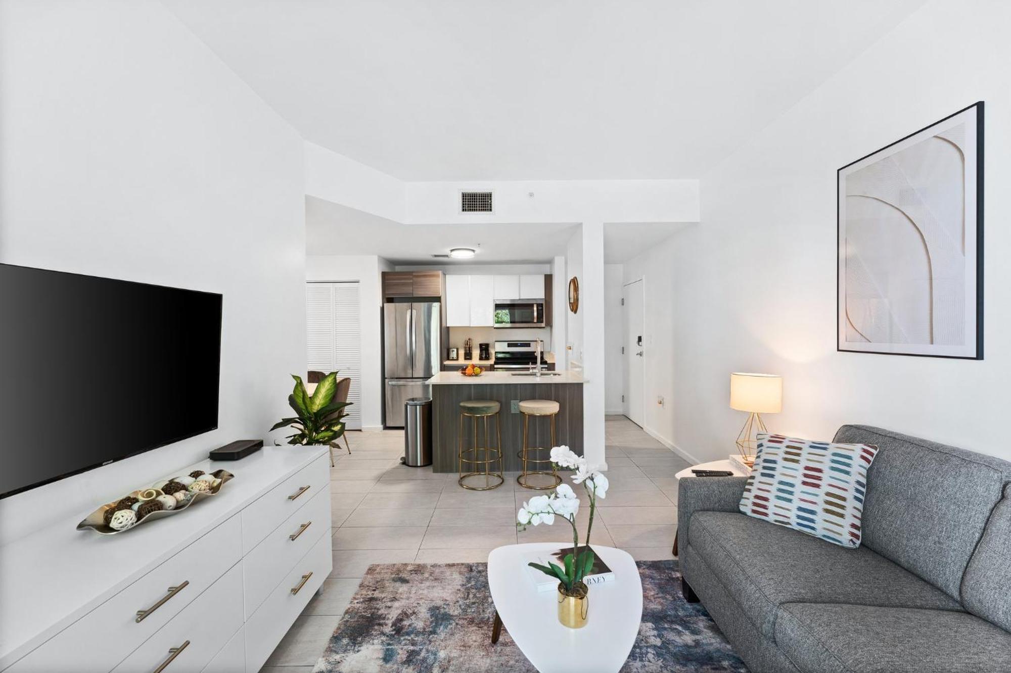 Modern Apartment In Edgewater マイアミ 部屋 写真