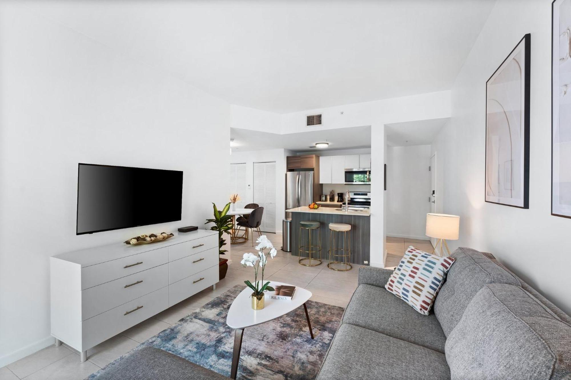 Modern Apartment In Edgewater マイアミ 部屋 写真
